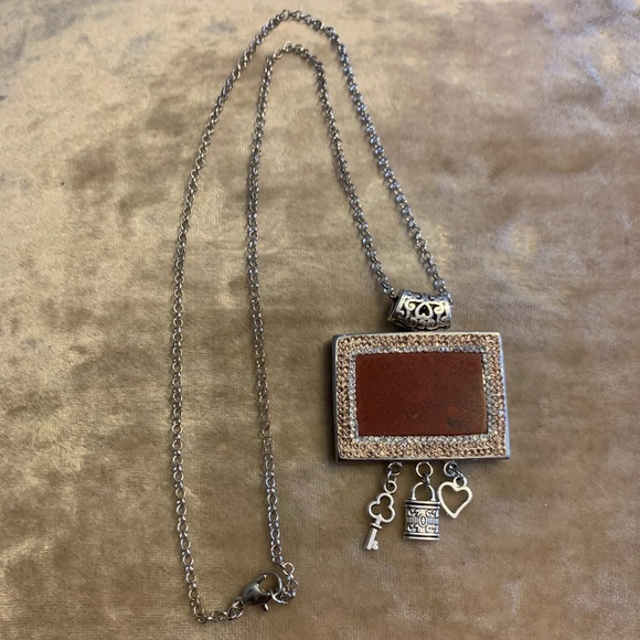 Red Jasper Crystal Gem Pendant & Chain Necklace - Picture 7 of 8